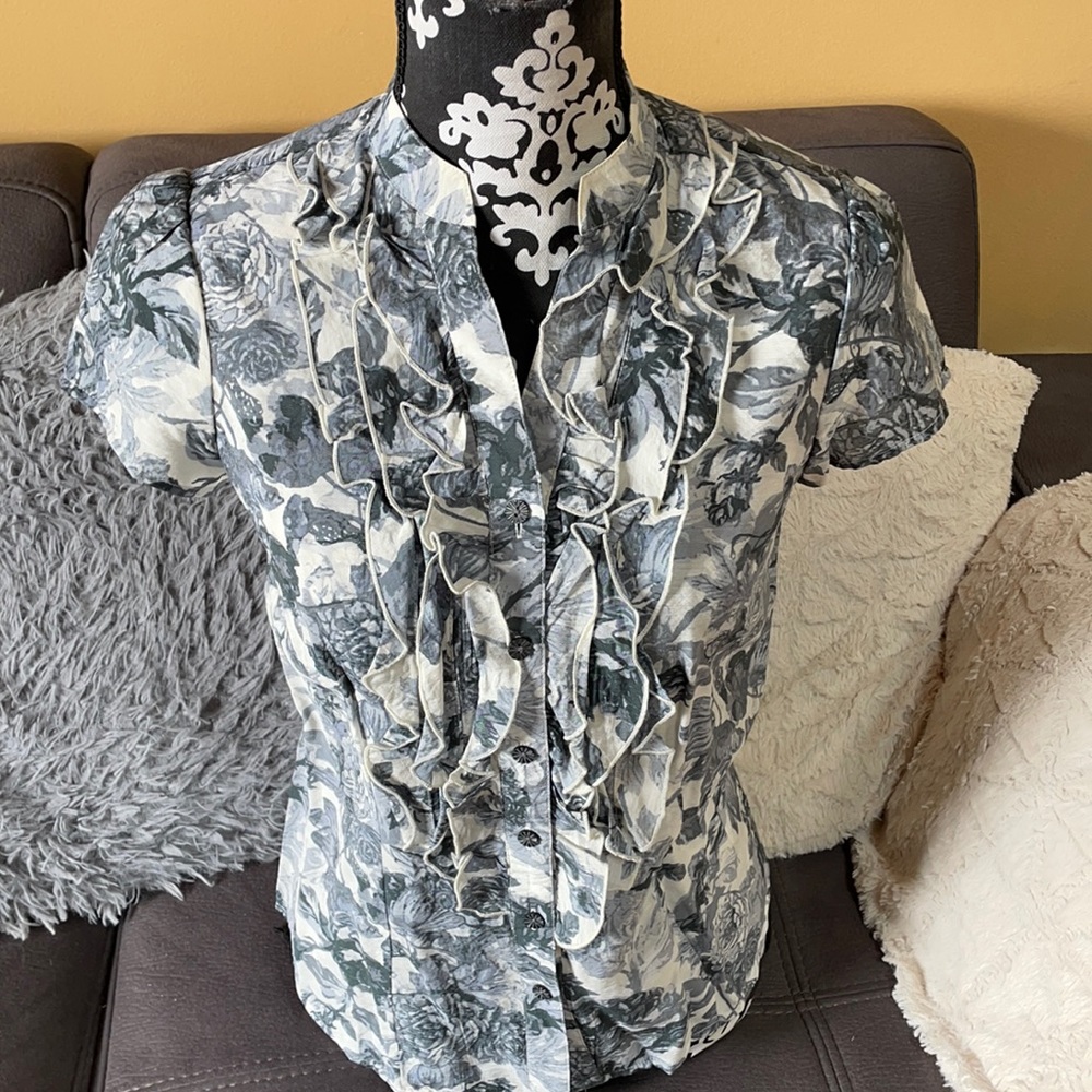 VAN HEUSEN STUDIO Floral ShortSleeve Blouse XSmall